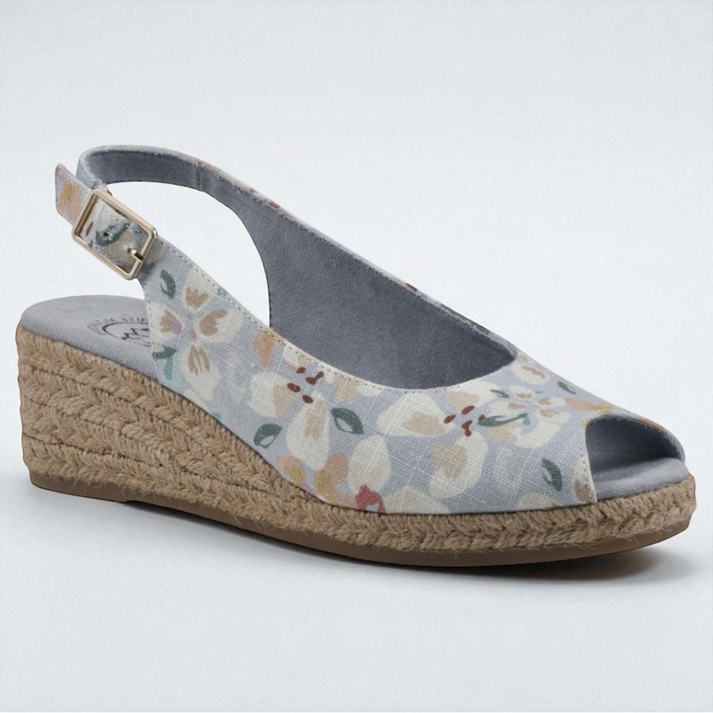WHITE MOUNTAIN Women's Maize Espadrille Wedge Sandals in Blue Floral (8) (NWT)